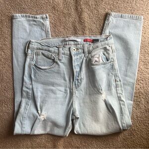 Celebrity Pink light wash denim 👖 size 5/27